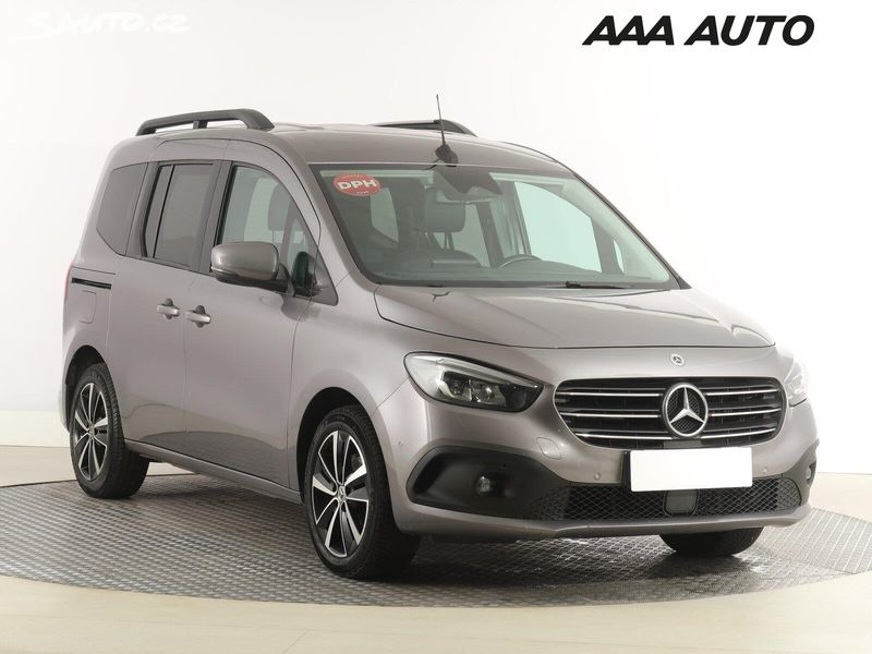 Mercedes-Benz Třidy T, T 180 d, Progressive, 5Míst